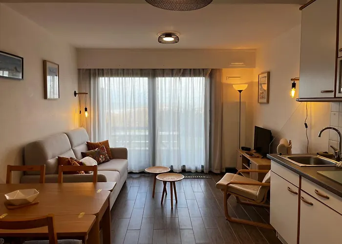116 Naturelle , , Pour 4 , Parking , Garage A Velos , Wifi Apartment *