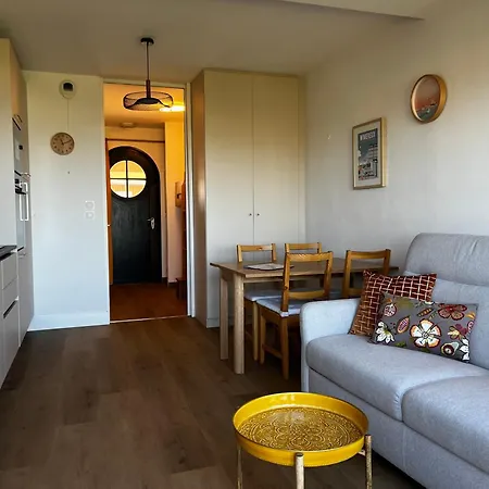 116 Naturelle , , Pour 4 , Parking , Garage A Velos , Wifi