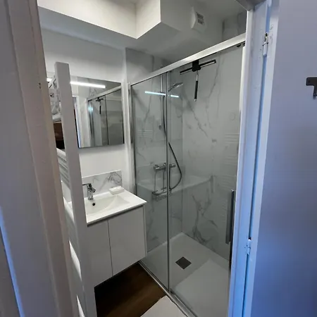 116 Naturelle , , Pour 4 , Parking , Garage à Velos , Wifi *