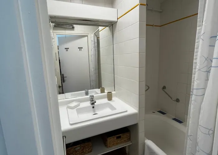 Daire 116 Naturelle , , Pour 4 , Parking , Garage A Velos , Wifi *